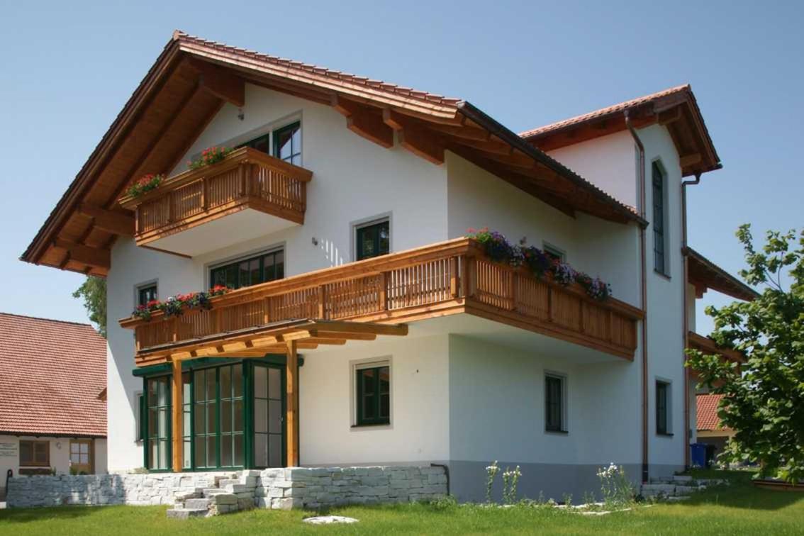 Ferienwohnungen Auf Dem Paulbauernhof Triebenbach 外观 照片